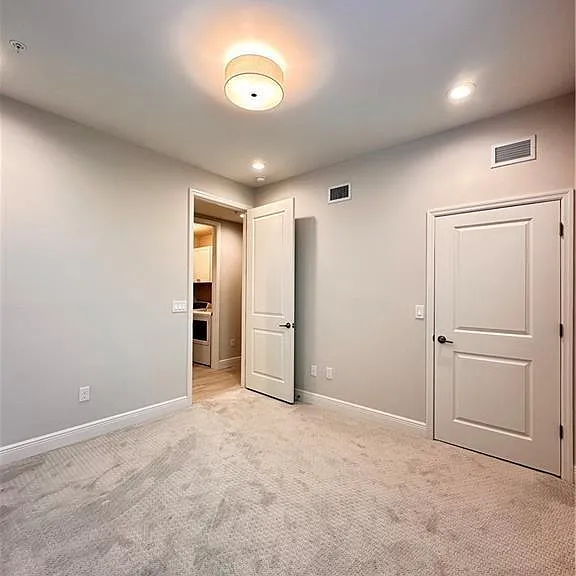 2646 Seychelles Cir #2701 — Photo 13