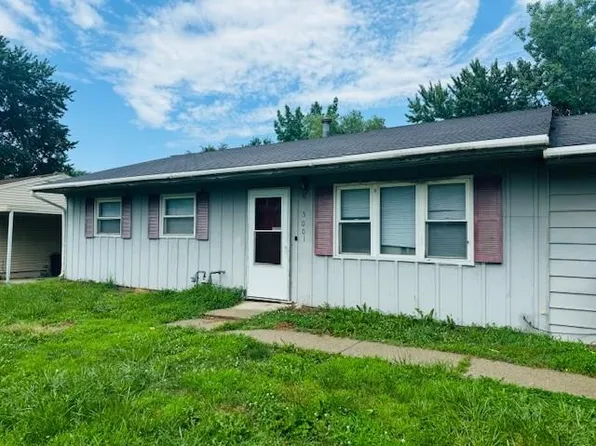 5001 Valley Ln, Saint Joseph, MO 64503