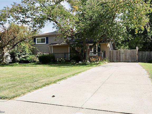 2nd image of 709 West Dr