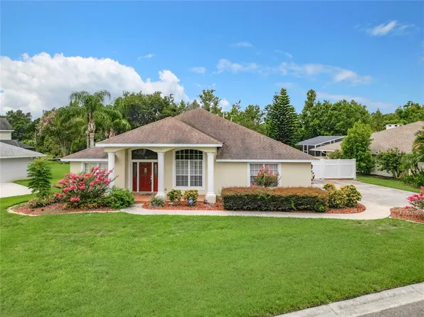 716 Santa Maria Dr, Winter Haven, FL 33884