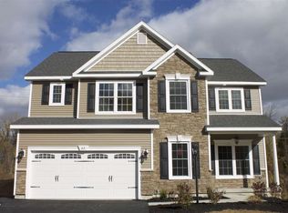23 Abigail Ct, Glenmont, NY 12077