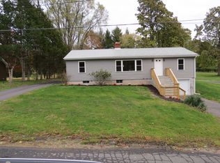 5 Collins Ln, Saugerties, NY 12477