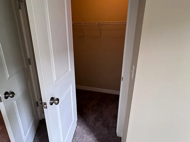 109 Saginaw Dr — Photo 43