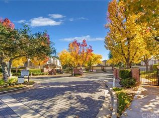 24402 Hampton Dr UNIT A, Santa Clarita, CA 91355