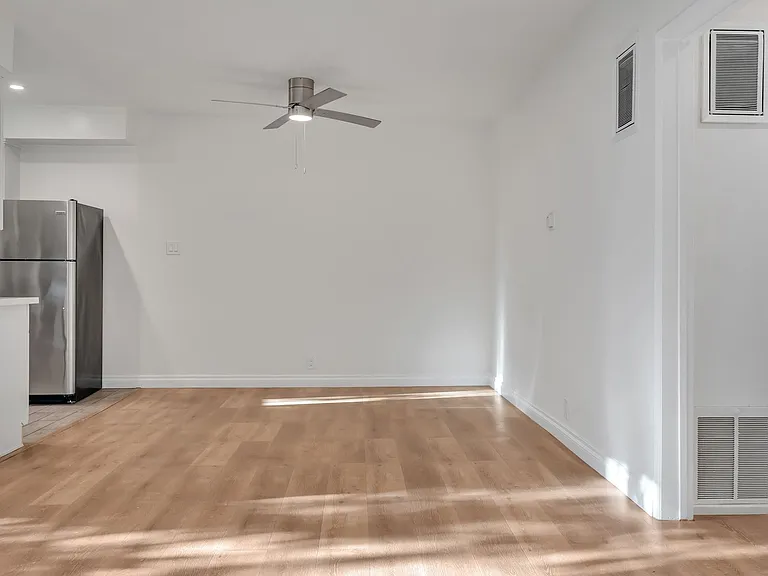 8588 Horner St — Photo 14