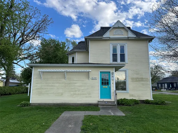 505 S 3rd Ave E, Newton, IA 50208