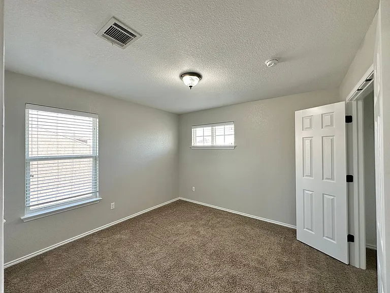 3405 Rusack Dr — Photo 31