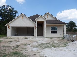 1725 Hidalgo Pass Ct, College Station, TX 77845