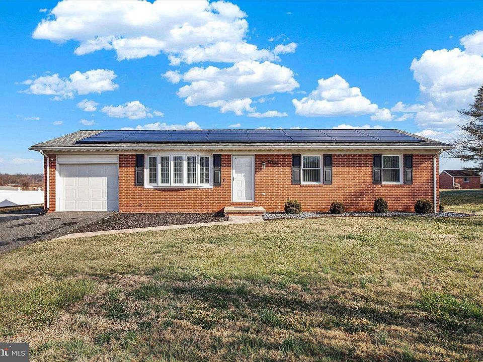 1st image of 2015 S Fountain Green Rd