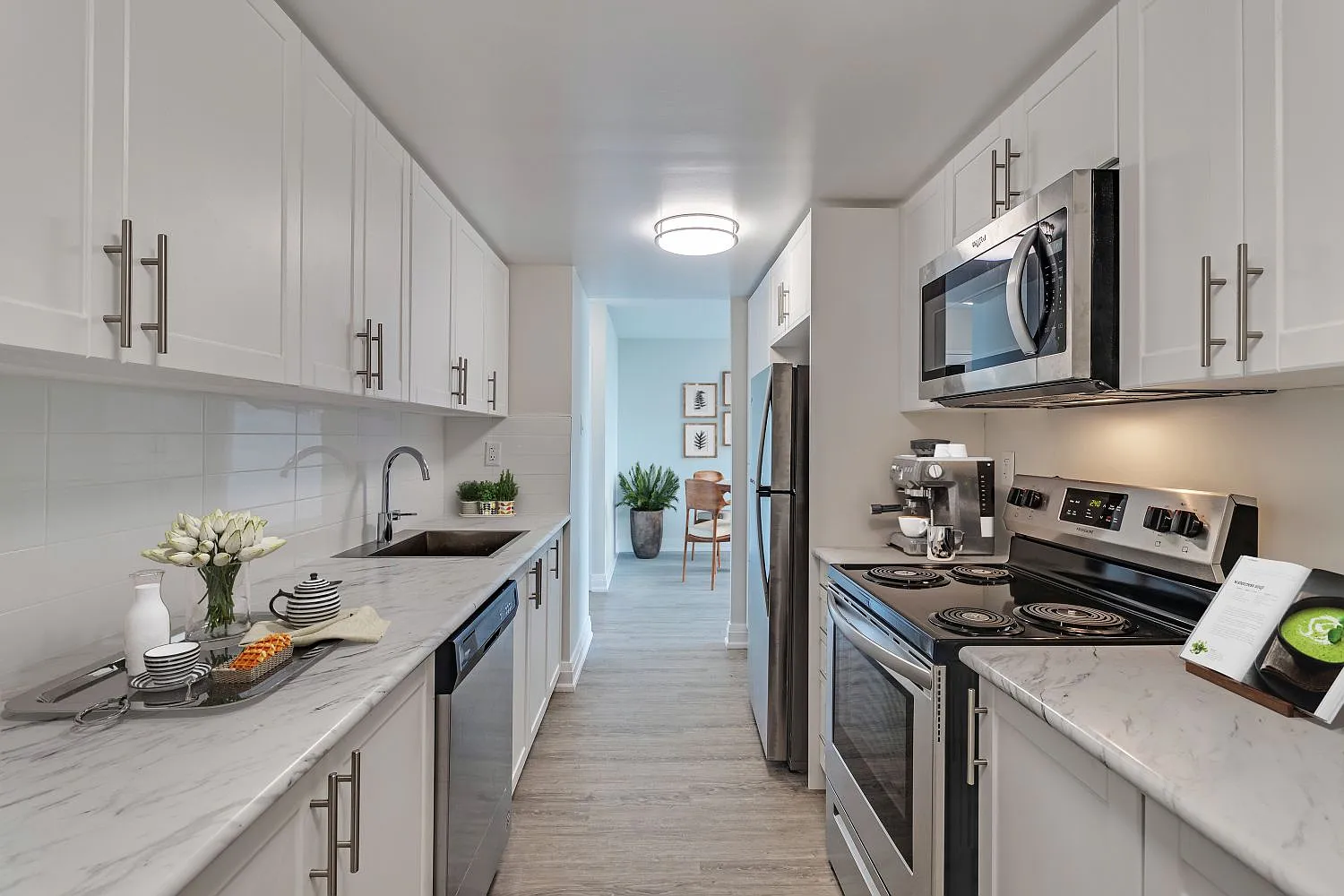 100 Sprucewood Court — Photo 1