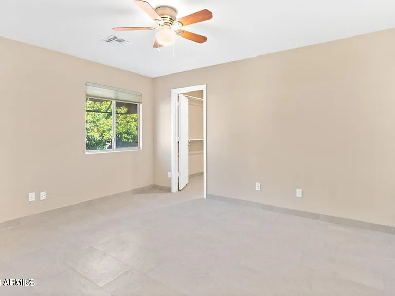 12906 N 57th Ave — Photo 5