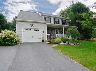 5 Pheasant Ln, Reinholds, PA 17569