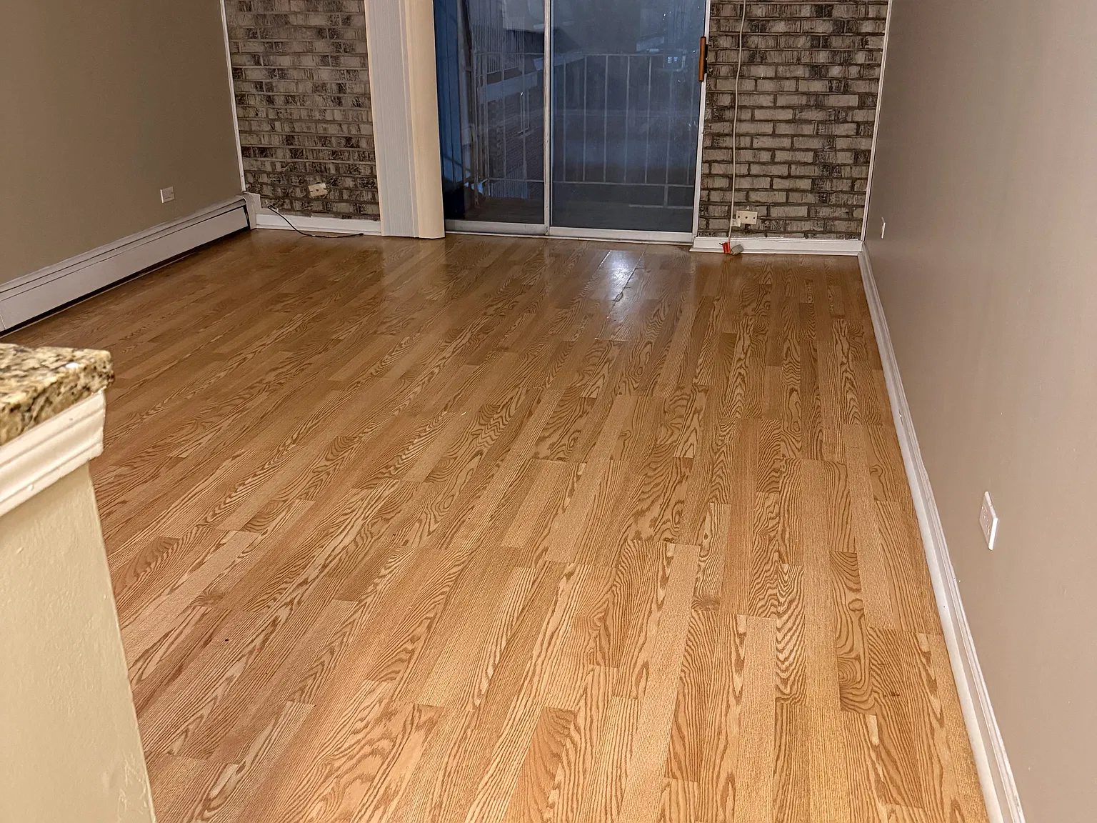 2 bed, 980 sqft, $2,000 — Photo 4