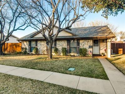 2111 Cedarcrest Dr, Carrollton, TX, 75007