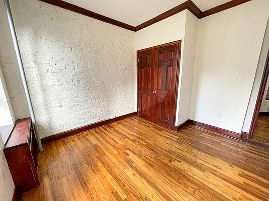 Rented by City Connections Realty | media 4