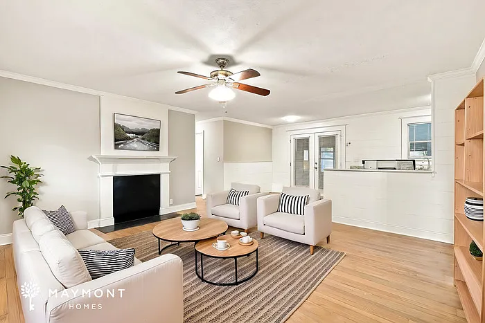 3 bed, 2.0 bath, 1296 sqft, $1,895 — Photo 4