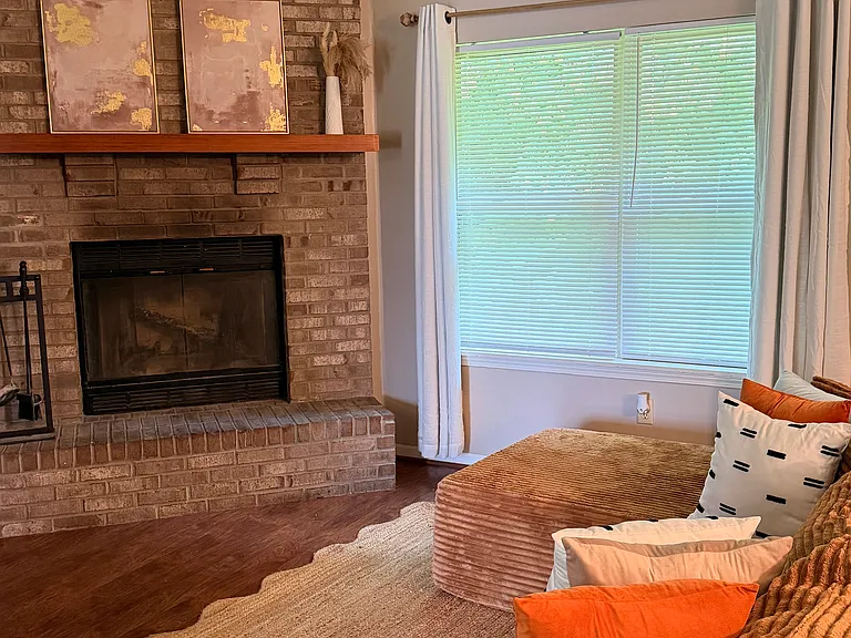 6826 Equestrian Ln — Photo 12