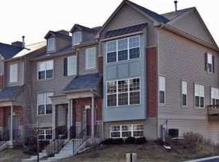 1589 Station Park Dr, Hainesville, IL 60030