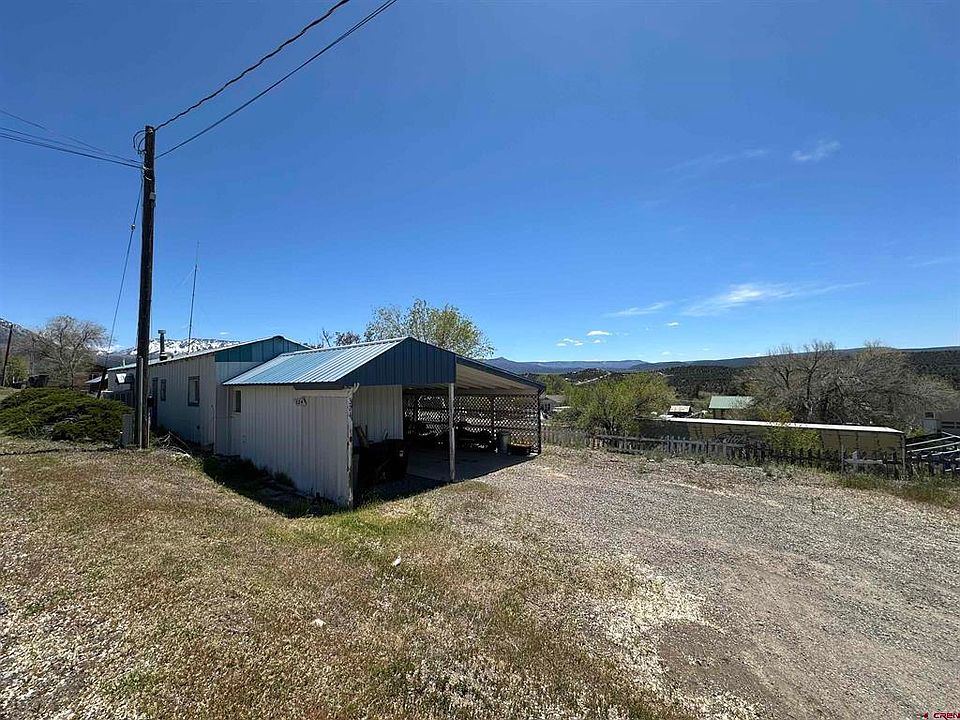1st image of 324 Fir Avenue
