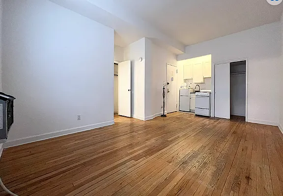 Rented by Cayenne Realty Group | media 1