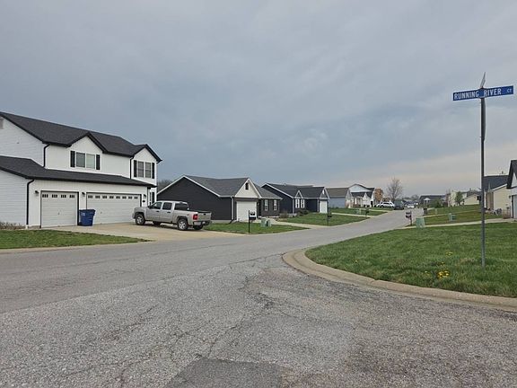 4th image of 3 Running River Ct
