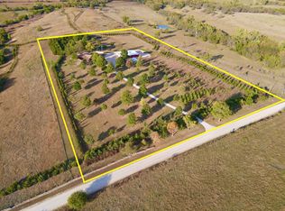 1634 E 229th St, Lyndon, KS 66451