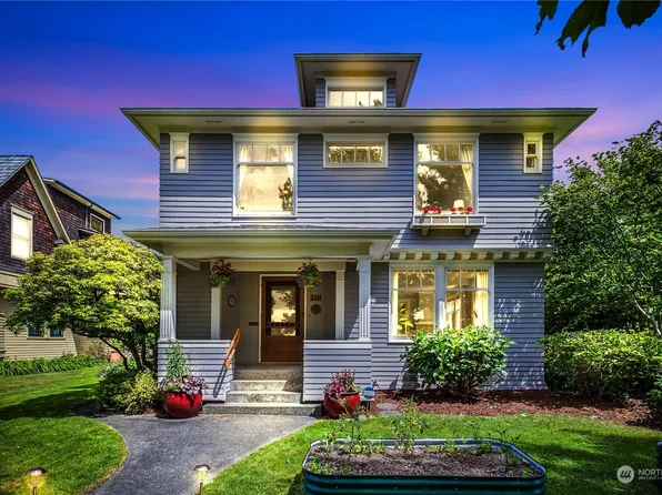 2111 Rucker Avenue, Everett, WA 98201