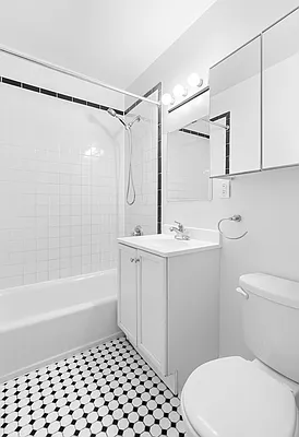 Rented by Keller Williams NYC | media 7