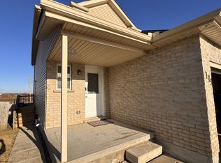 779 Angler Way #2, Waterloo, ON N2K4L7