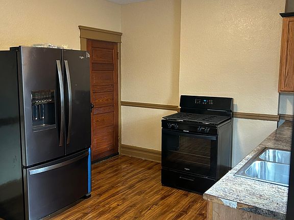 2nd image of 1020 Rockhill St #1020