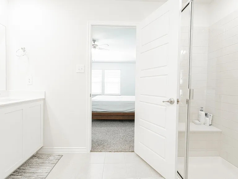 555 Delaware Rd — Photo 30