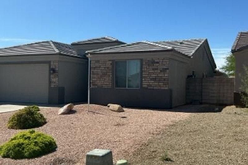 2nd image of 2992 E Casa Linda
