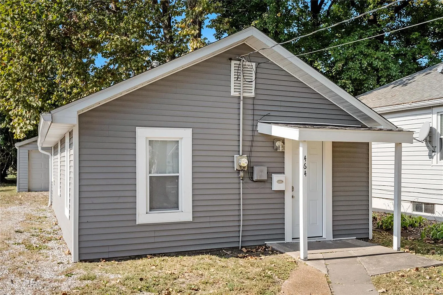 464 Sheridan St photo 1