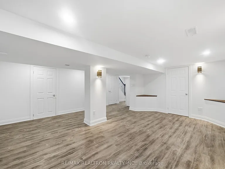 603 Stevenson Rd N #LOWER — Photo 5