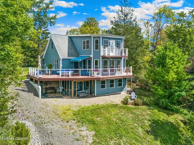56 Manhattoes Drive, Athens, NY, 12015