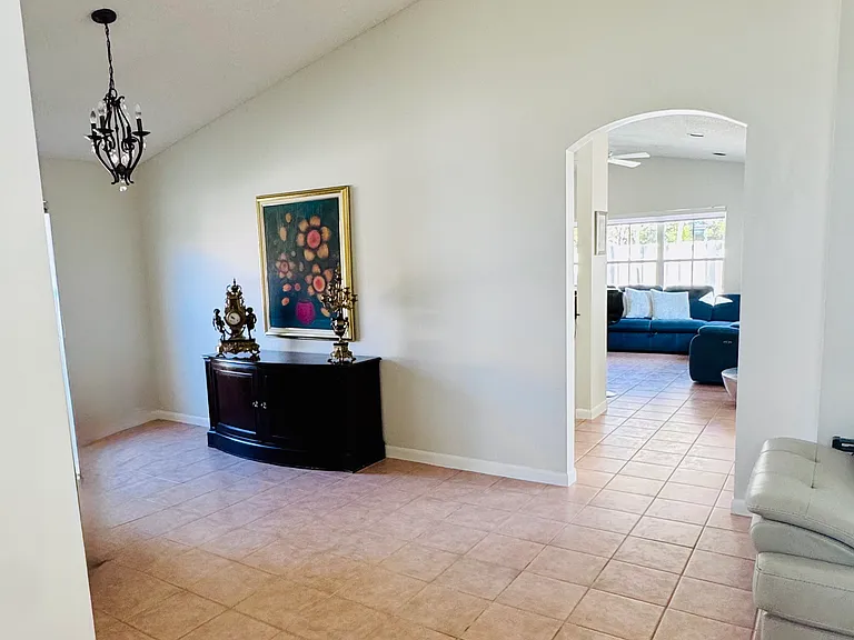 1064 Cedar Falls Dr — Photo 6