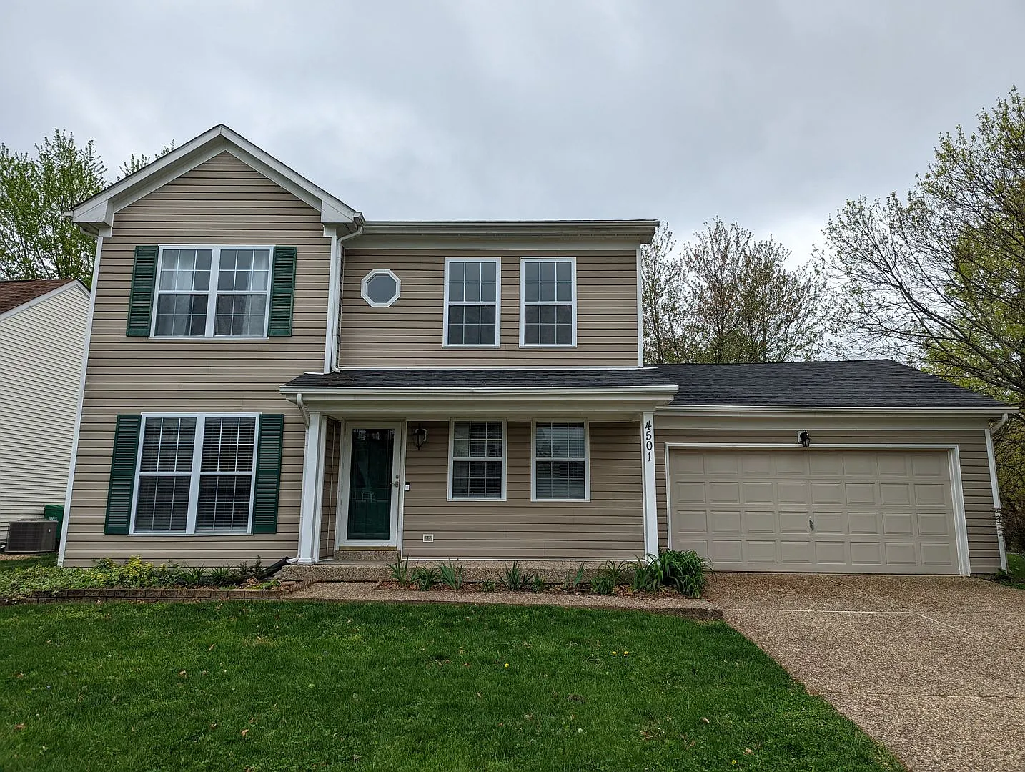 Amazing Home East End Oakhurst neighborhood! — Photo 1