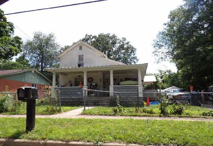 1st image of 227 Graves Ave