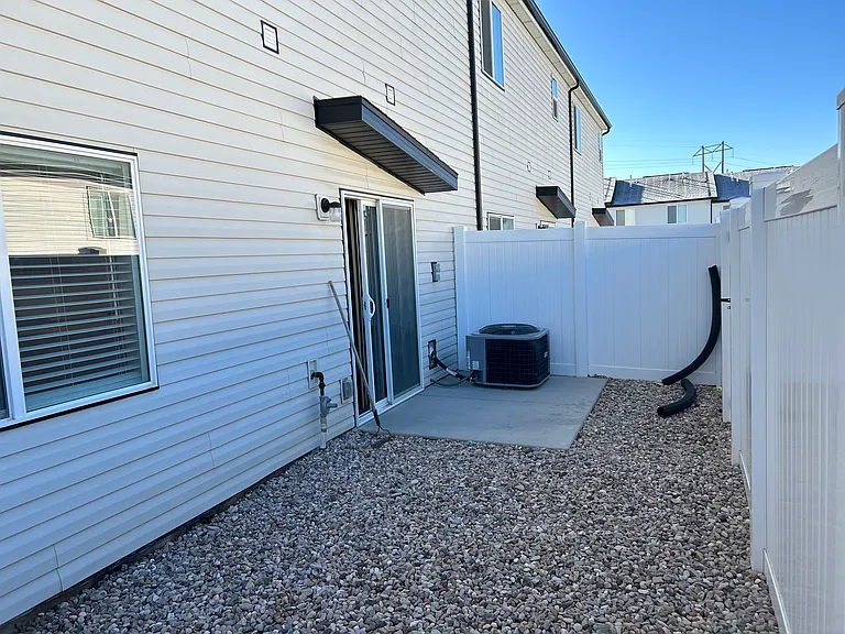 2085 N 275 W #23 — Photo 52