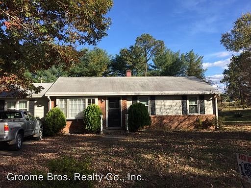 1st image of 7986 Willow Ave