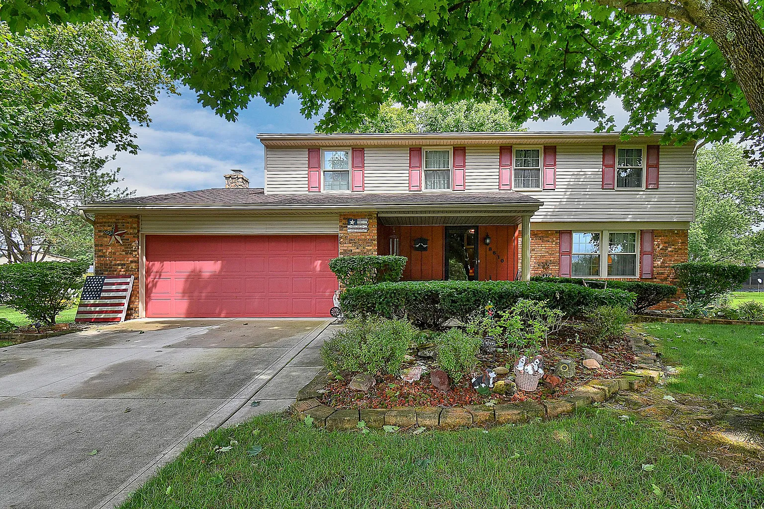 8610 Meadowton Ct photo 1