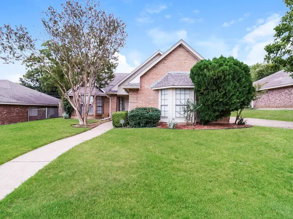 524 E Lanett Dr, Desoto, TX 75115