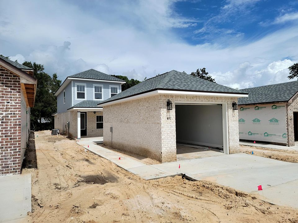 1st image of 61 9th Ave #C