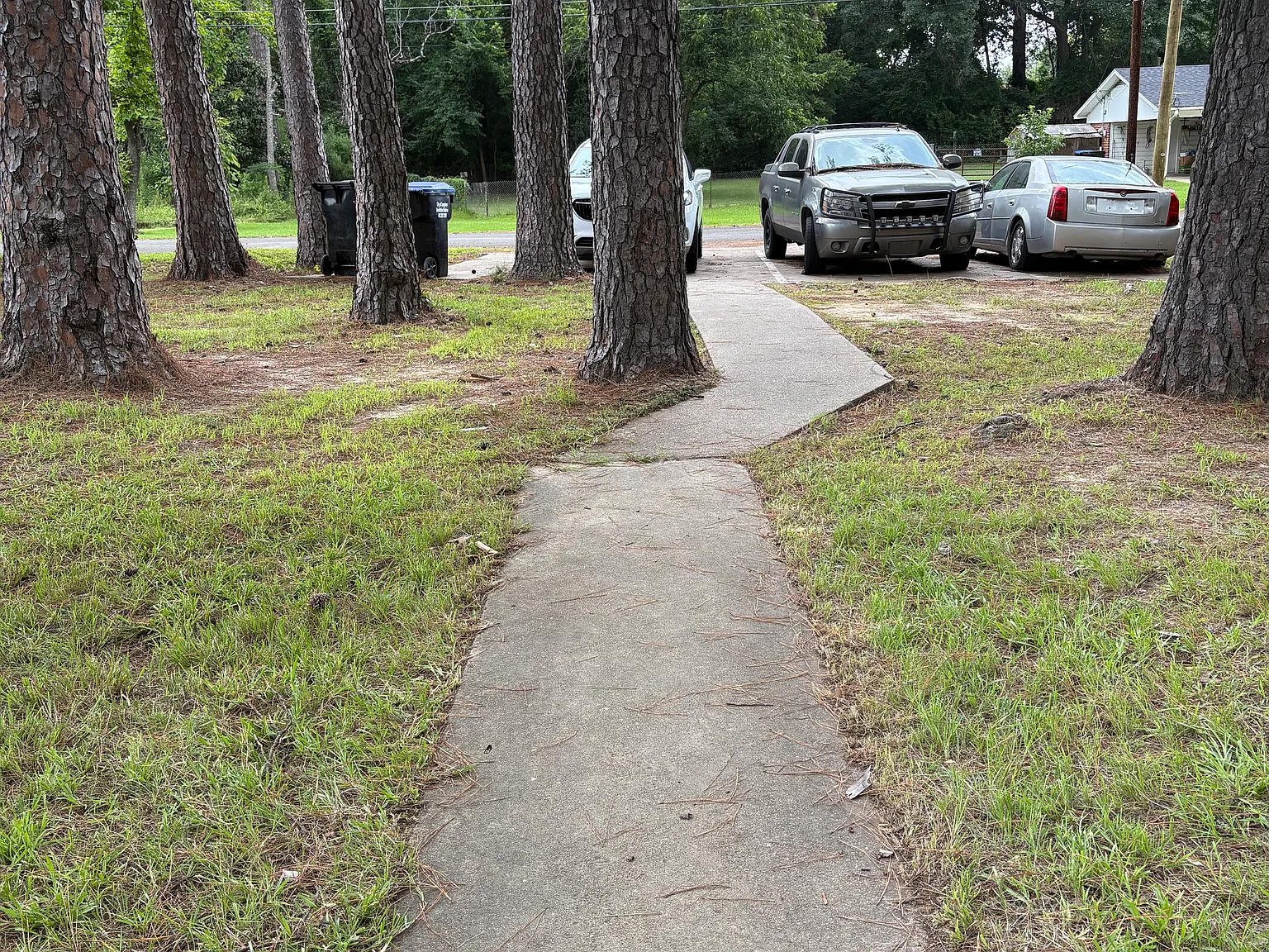 2 bed, 780 sqft, $895 — Photo 1