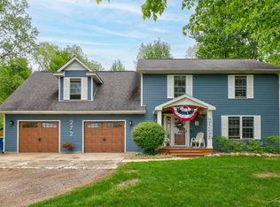 272 N Thomas Rd, Saginaw, MI 48609