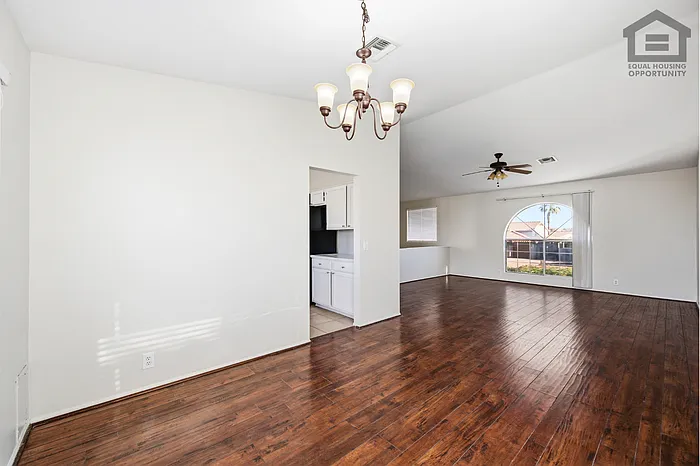 7202 W Corrine Dr — Photo 12