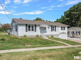 424 W Perry St, Pittsfield, IL 62363