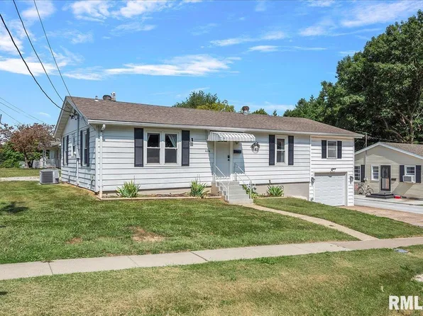 424 W Perry St, Pittsfield, IL 62363