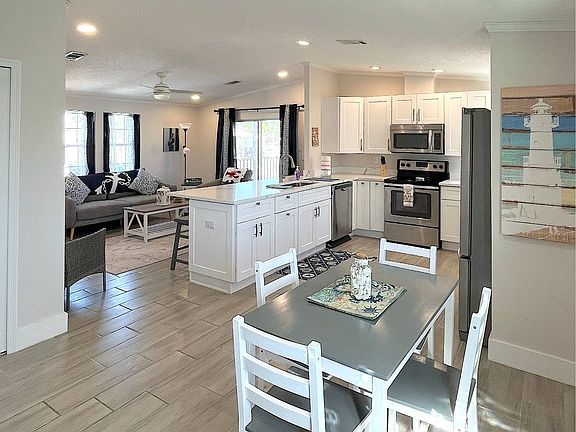 3rd image of 19333 Summerlin Rd Unit 217
