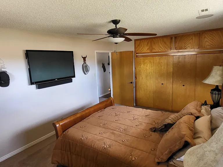 5675 E Burris Ln — Photo 7